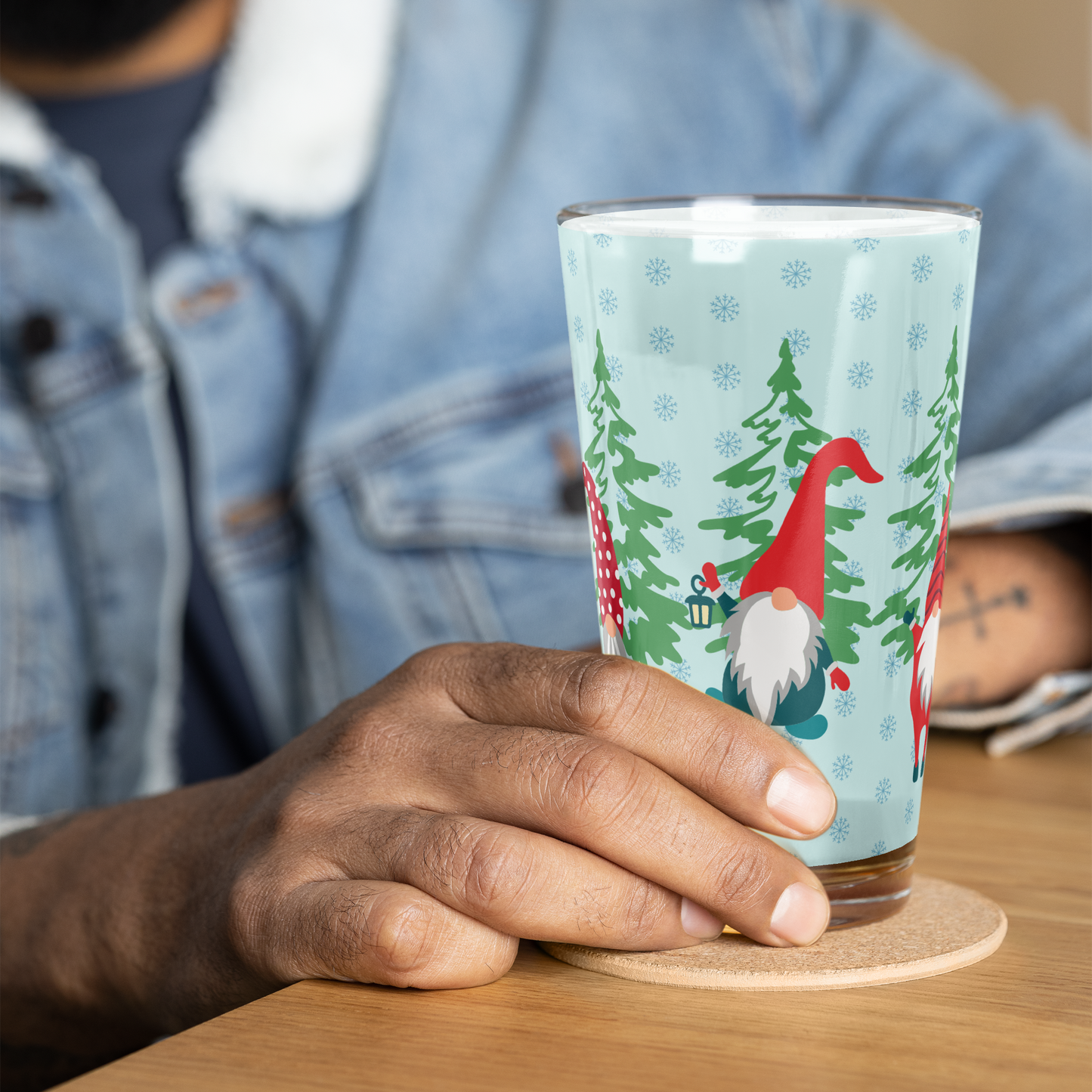 Shaker pint glass - Holiday Gnome