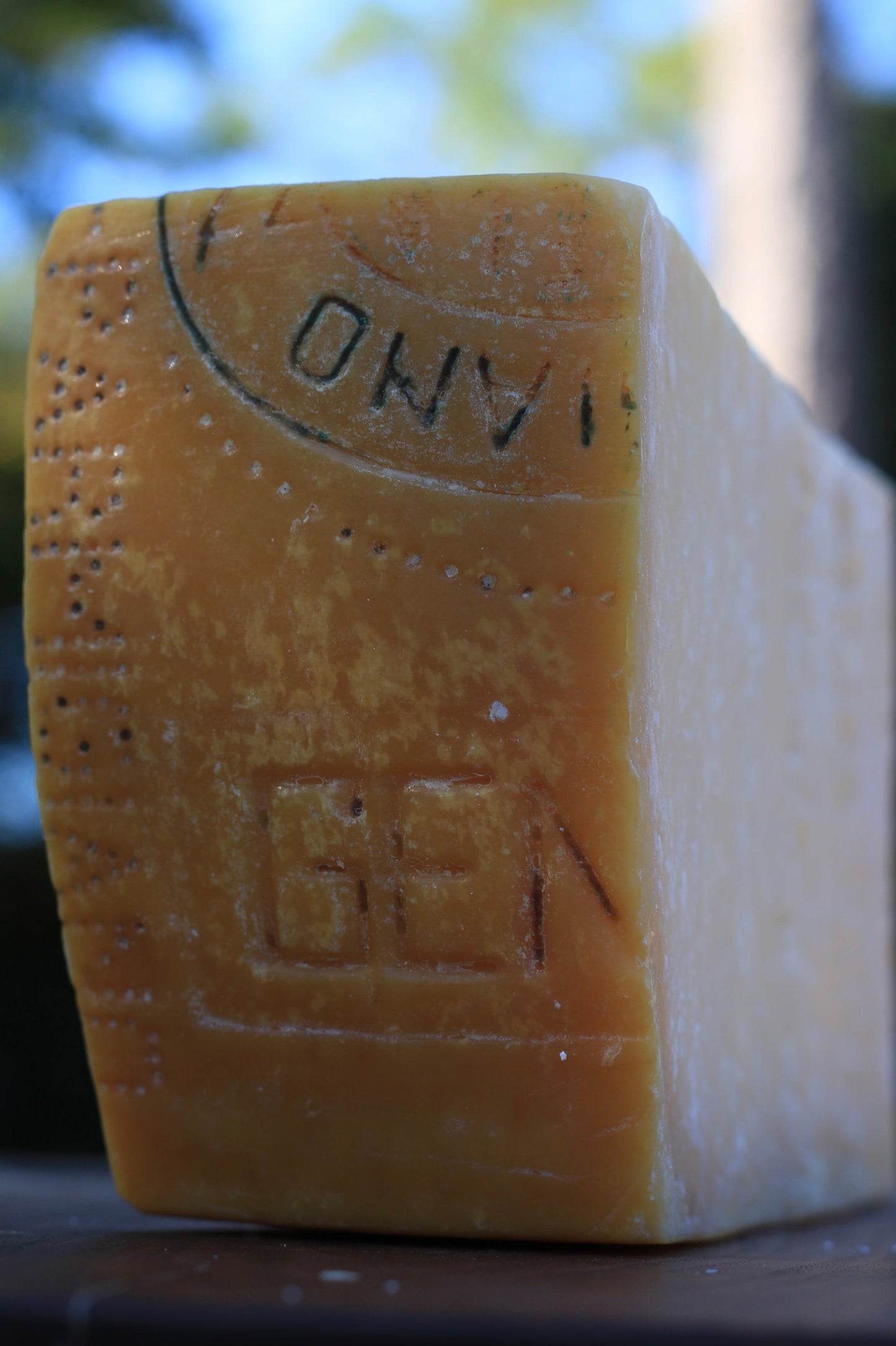 Parmigiano Reggiano | 2lb cut | 30+ months aged