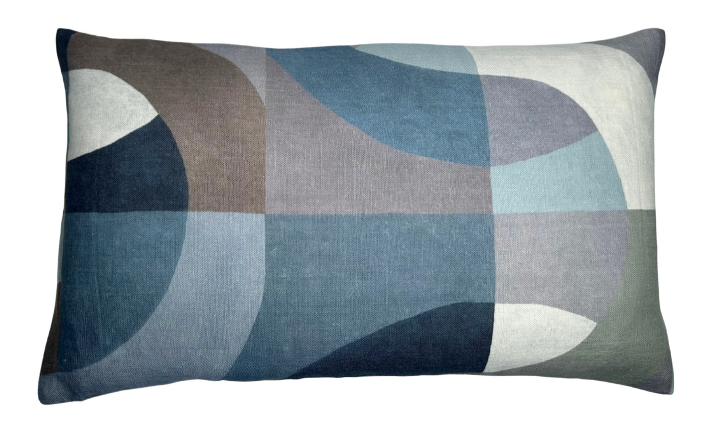 Colonnade Pillow Cover in Blue