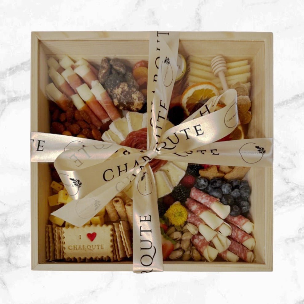 Small Charcuterie Board (serves 5-6 people)
