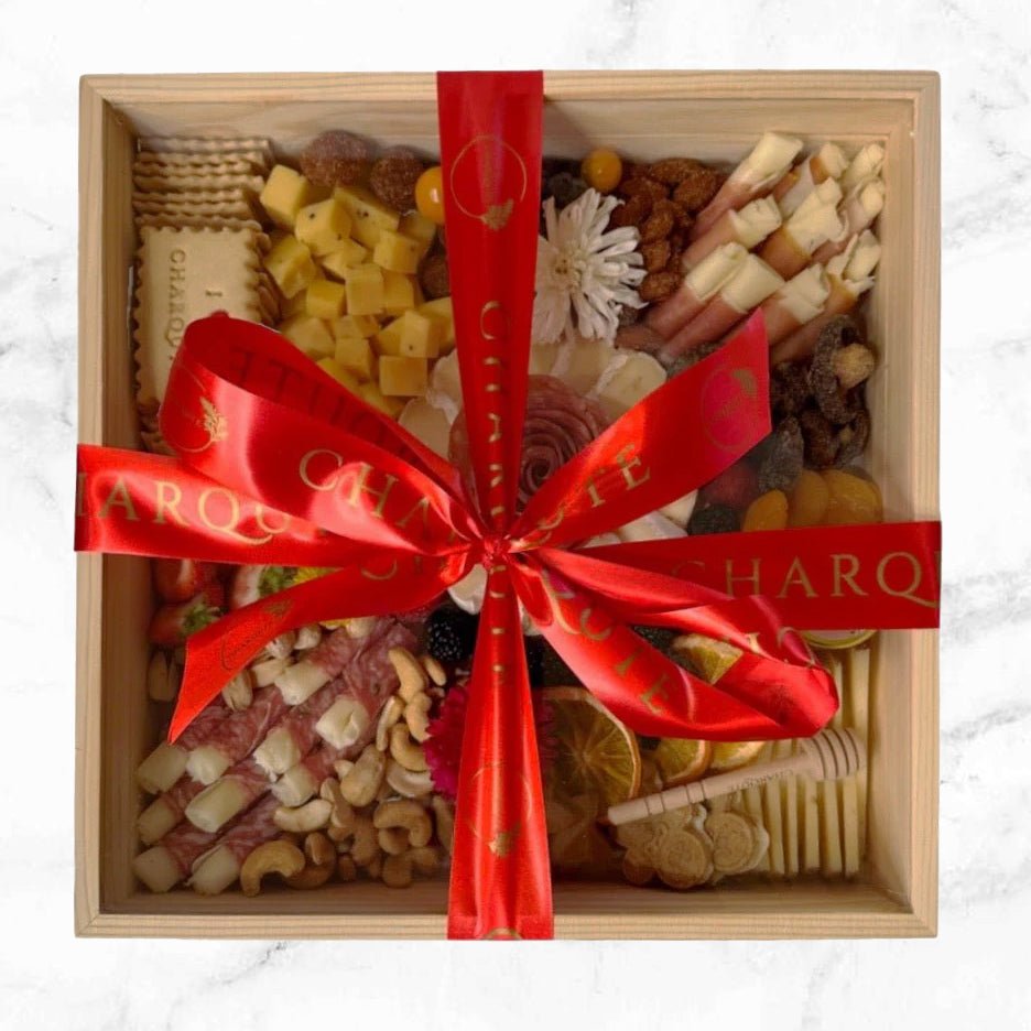 Small Charcuterie Board (serves 5-6 people)